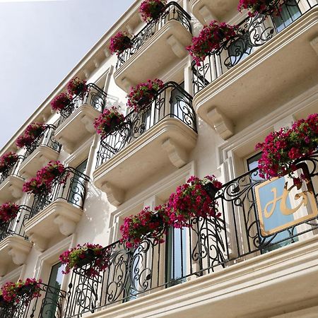 Hotel Plaza Berat Eksteriør bilde