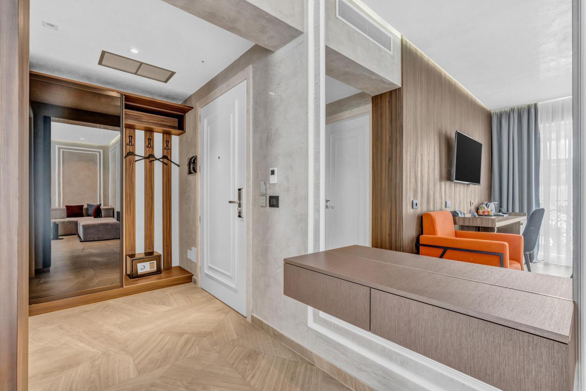 Hotel Plaza Berat Eksteriør bilde