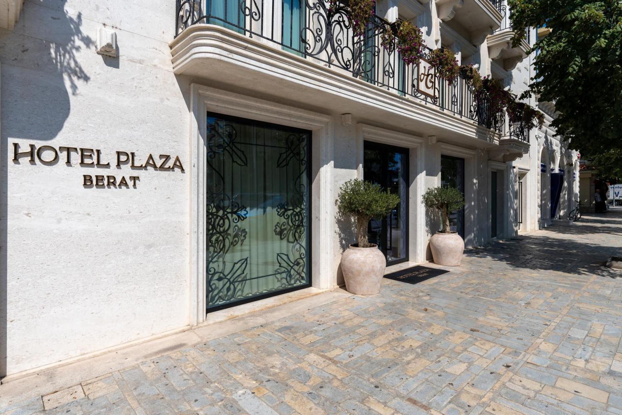 Hotel Plaza Berat Eksteriør bilde
