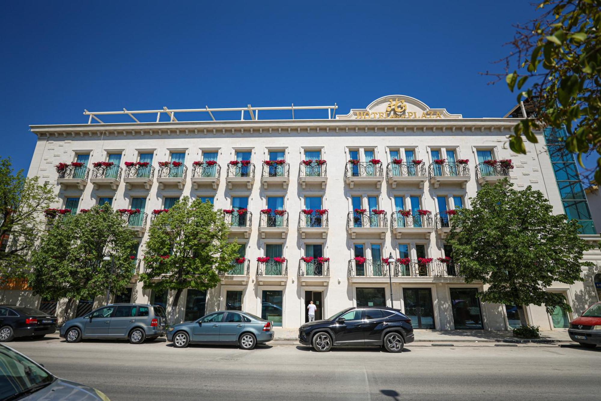 Hotel Plaza Berat Eksteriør bilde