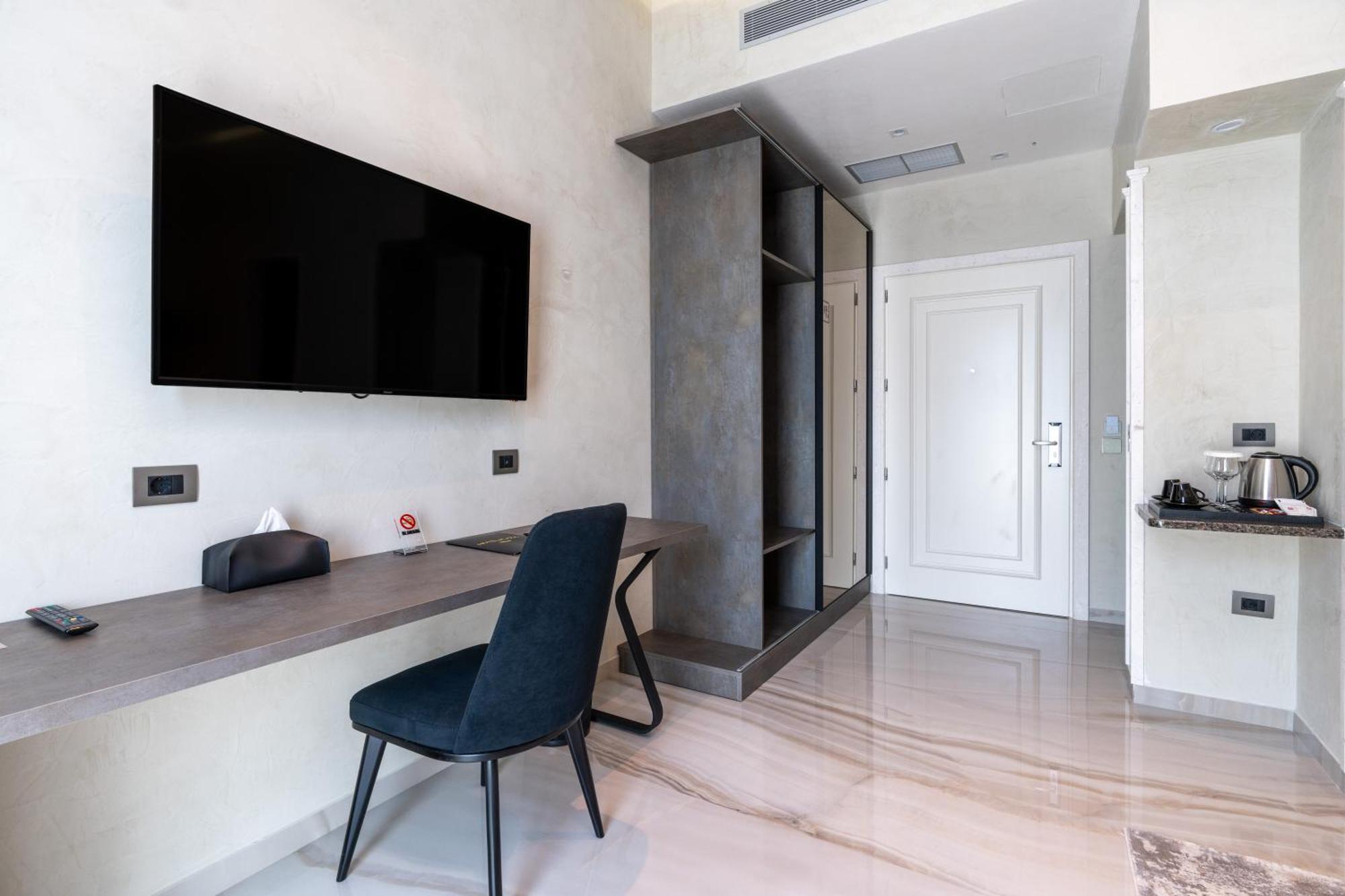 Hotel Plaza Berat Eksteriør bilde
