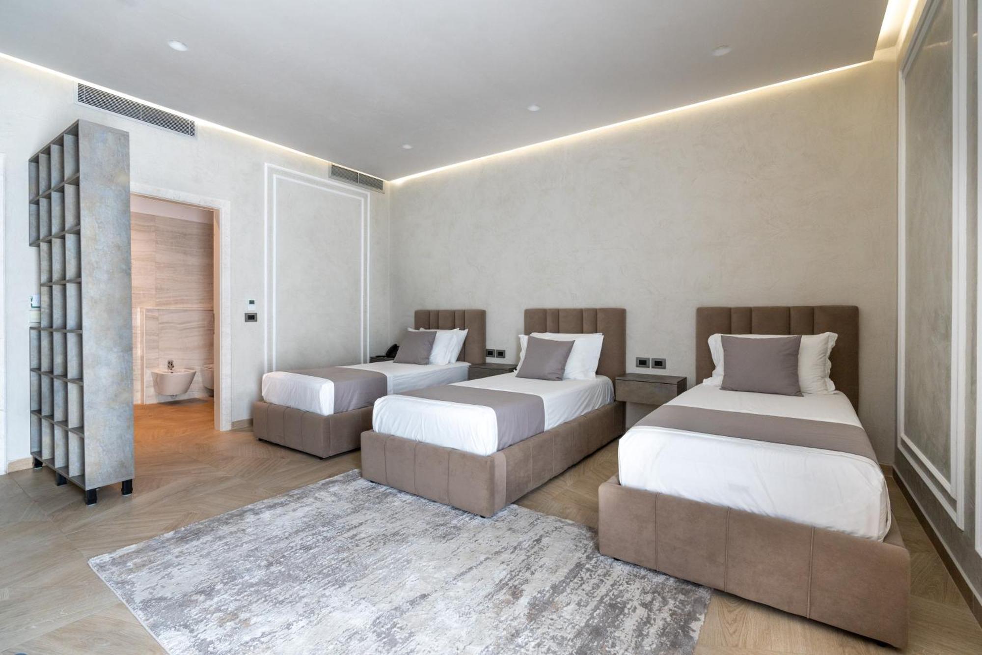 Hotel Plaza Berat Eksteriør bilde