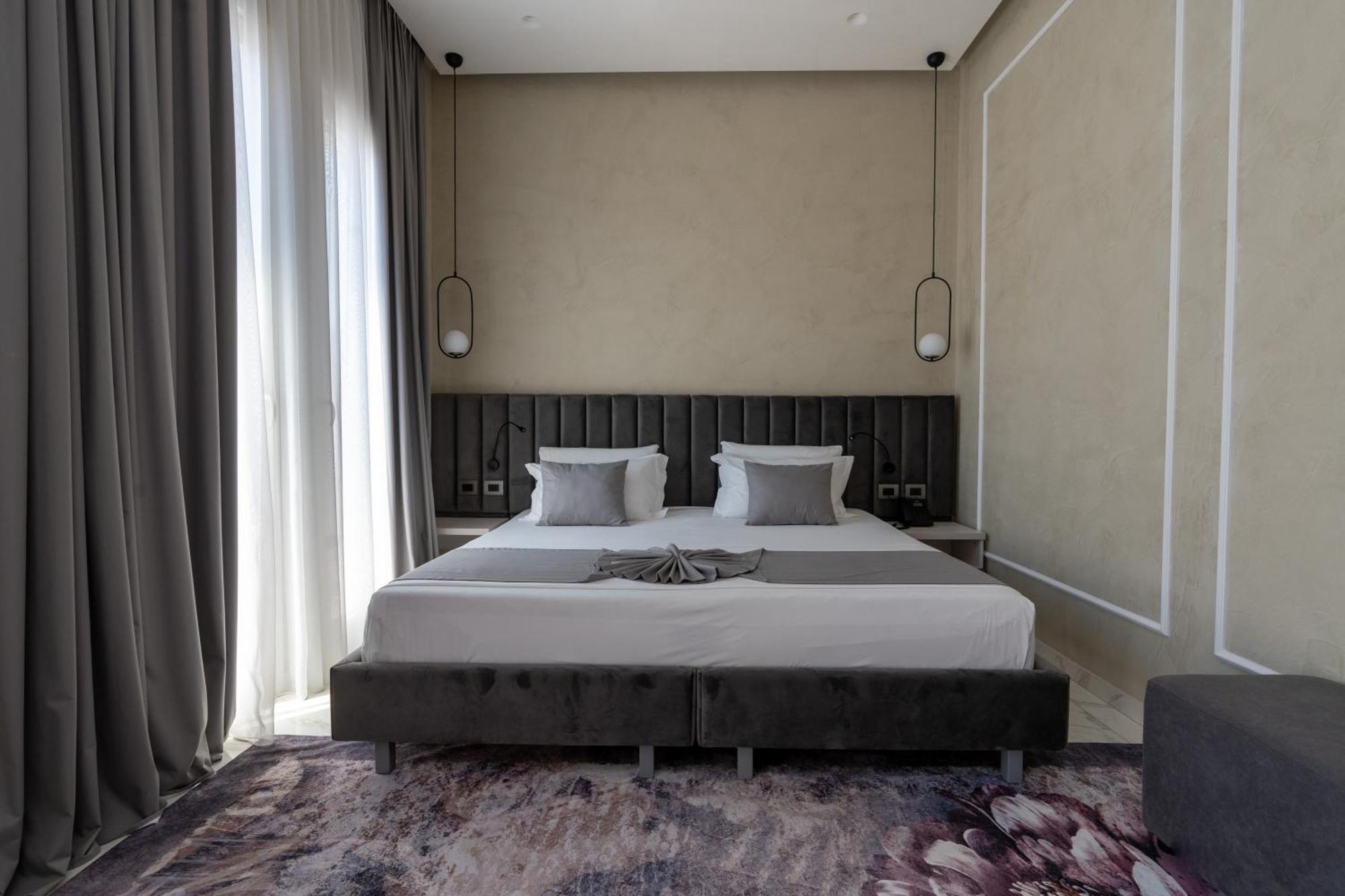 Hotel Plaza Berat Eksteriør bilde