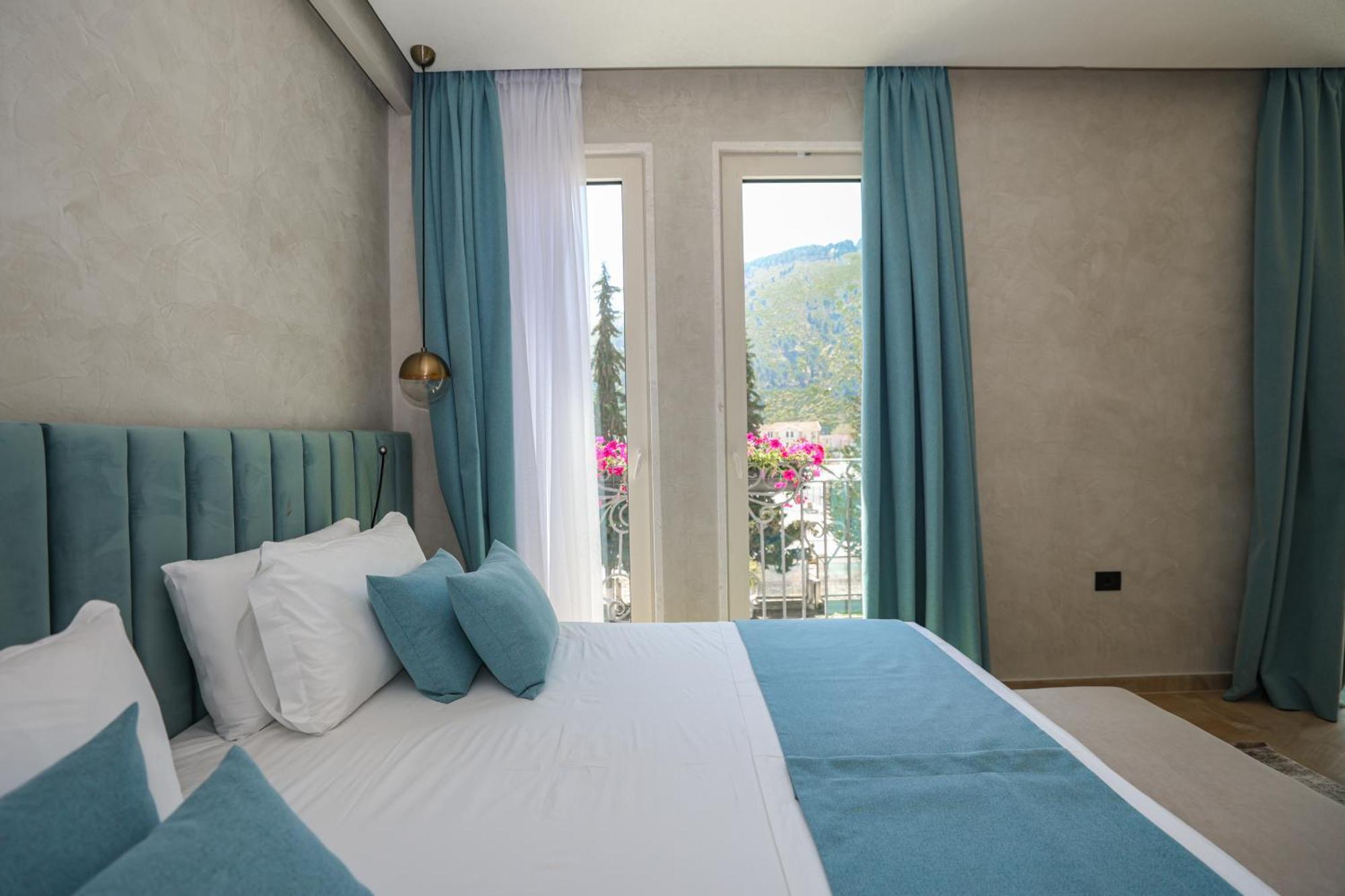 Hotel Plaza Berat Eksteriør bilde