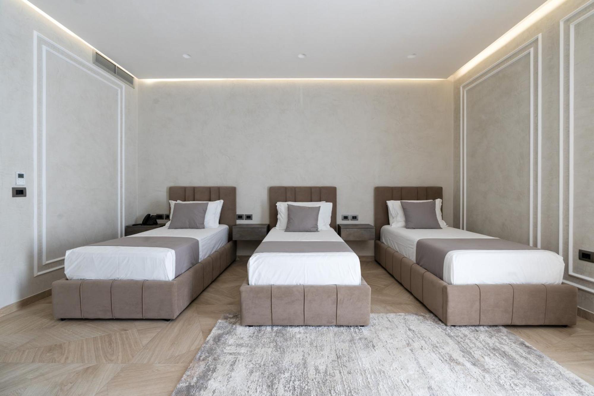 Hotel Plaza Berat Eksteriør bilde