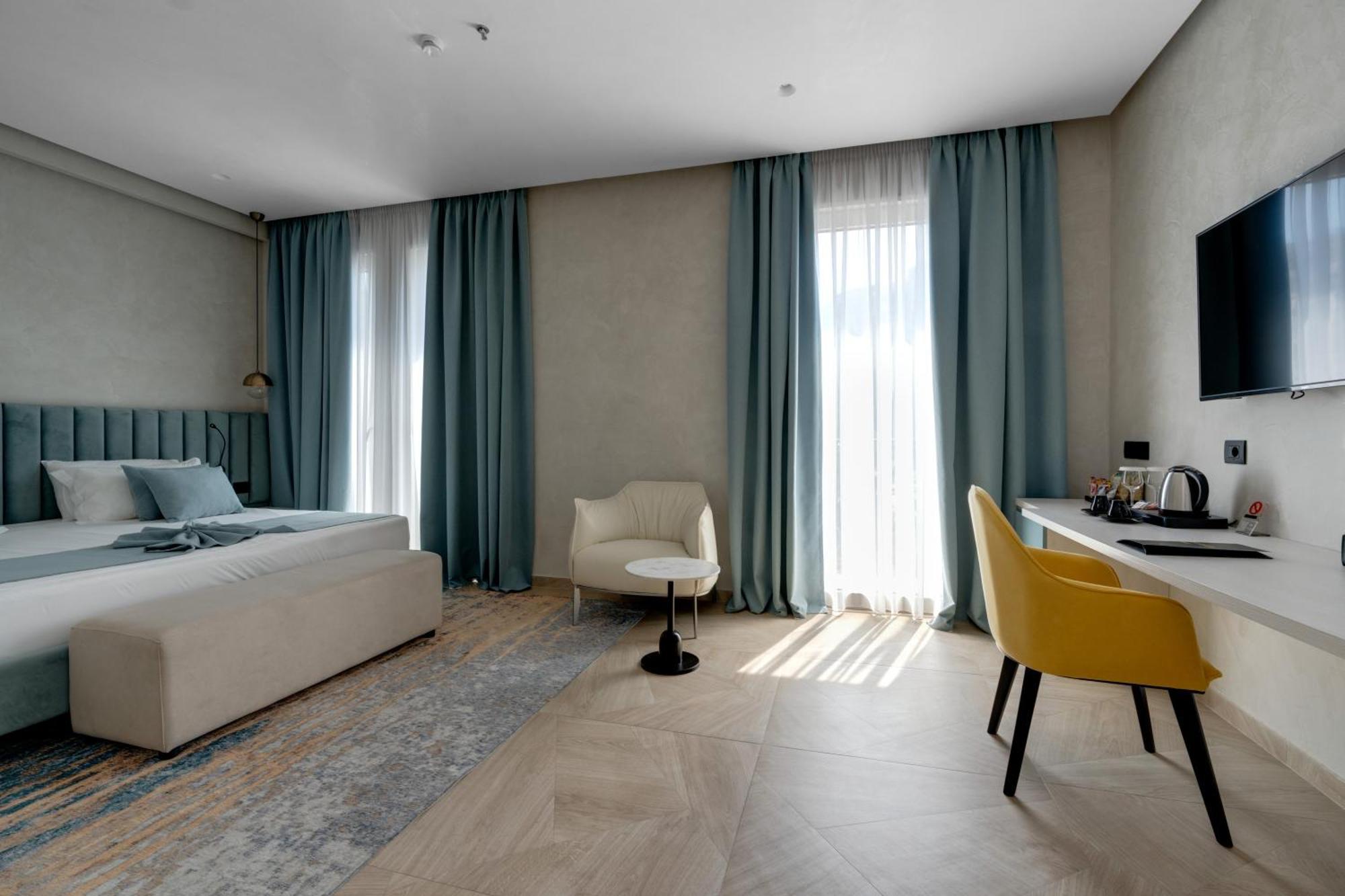 Hotel Plaza Berat Eksteriør bilde
